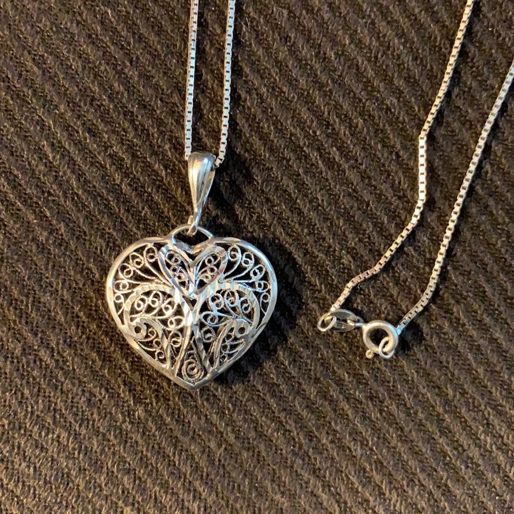 Sterling silver Heart pendant with necklace